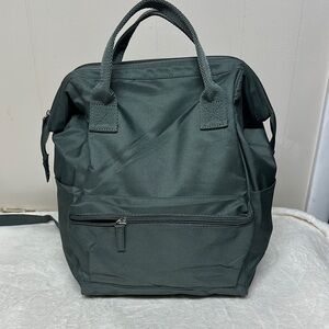 DSW Green Backpack with Durable Design